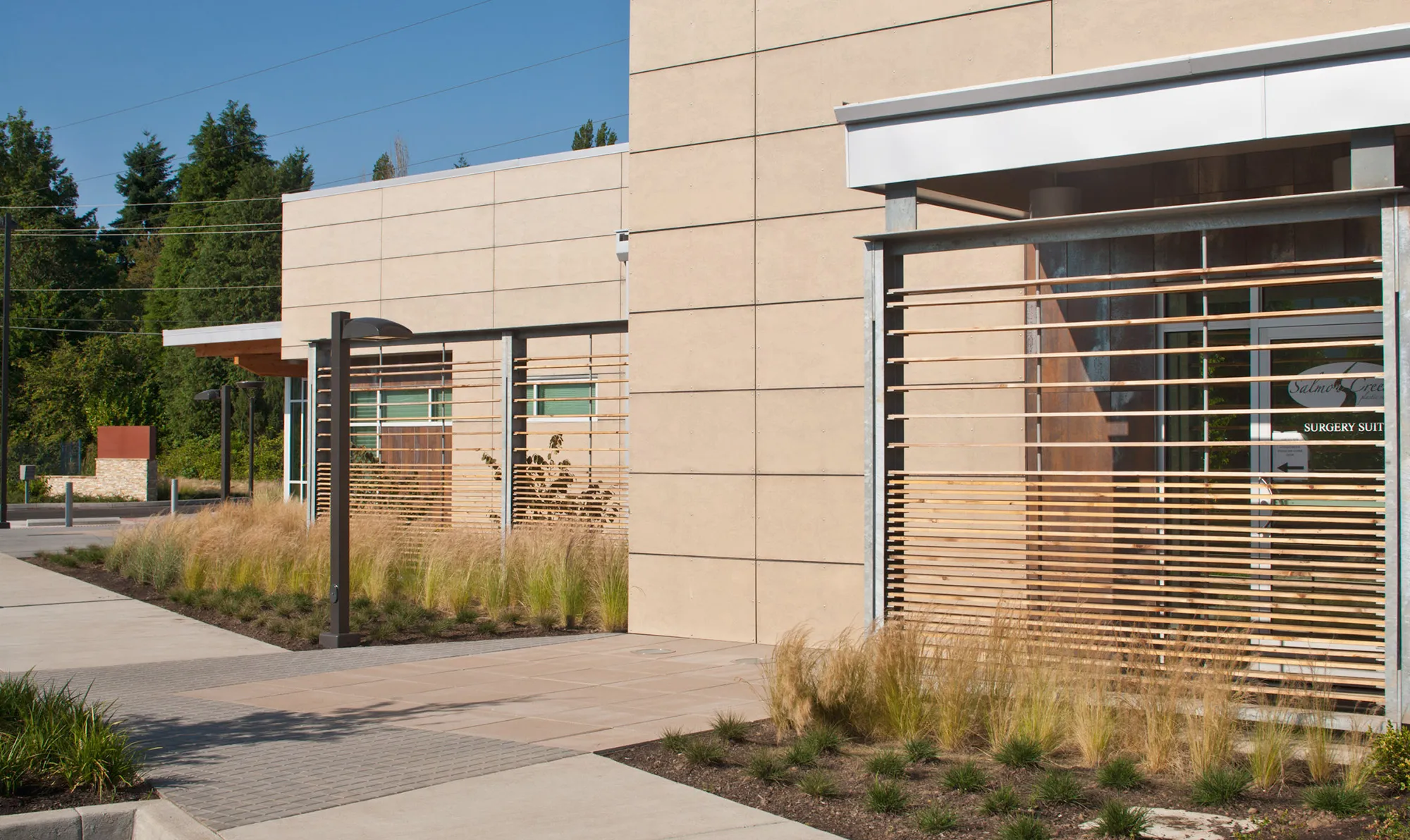 Salmon Creek Plastic Surgery building and on-site Surgery Center